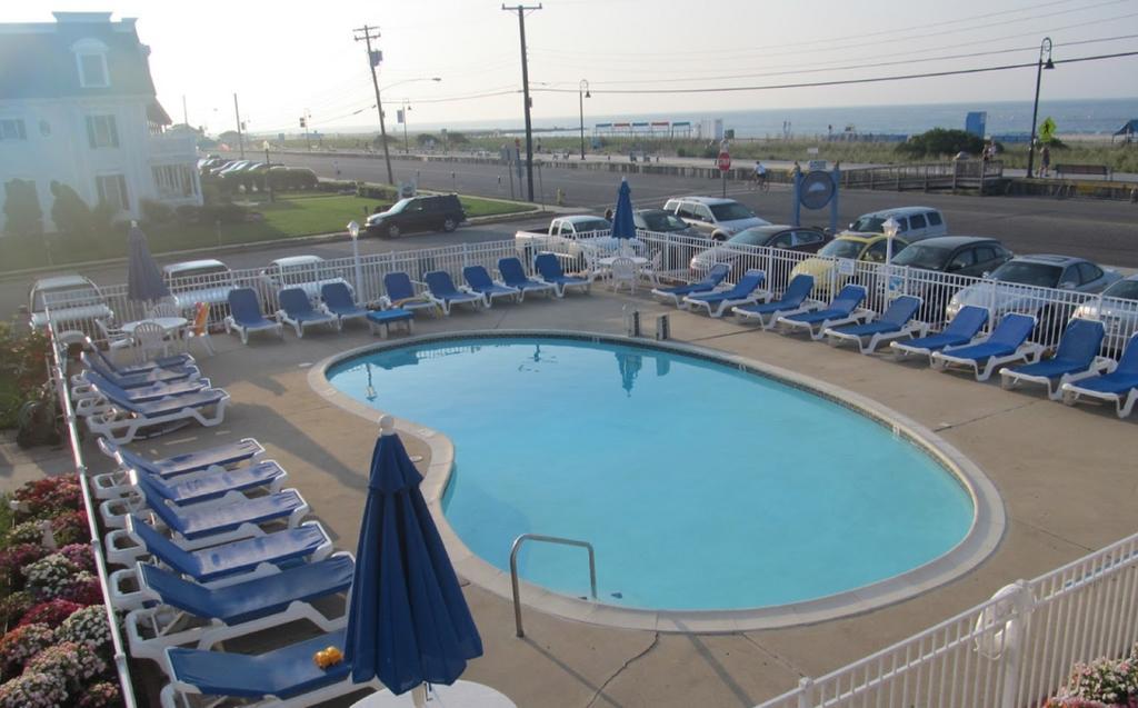 Colton Court Motor Inn Кейп-Мэй Экстерьер фото